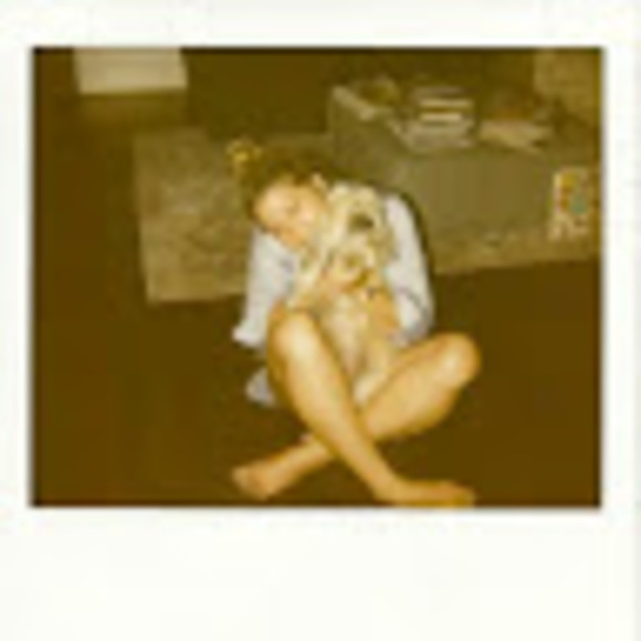 Meet your Posher, Ali - Picture 1 of 1